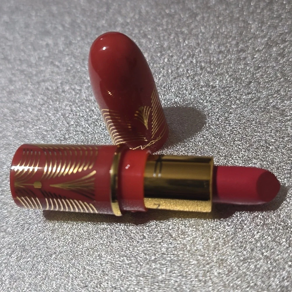 🧚‍♀️PAR-TEA TIME MAC L.E. Holiday 2024 Mini Lipstick NWOBOX